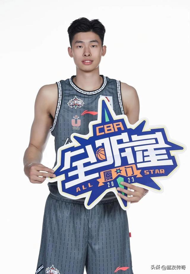 CBA选秀大会：清华大学邹阳当选状元，CUBA球员再成焦点的简单介绍