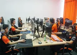 《电竞选手的黄金年龄：25岁是否真的老了？》的简单介绍