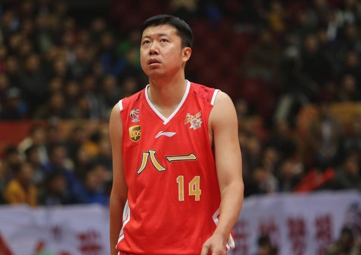 开云体育官网入口-王治郅：中国NBA第一人的坎坷与辉煌