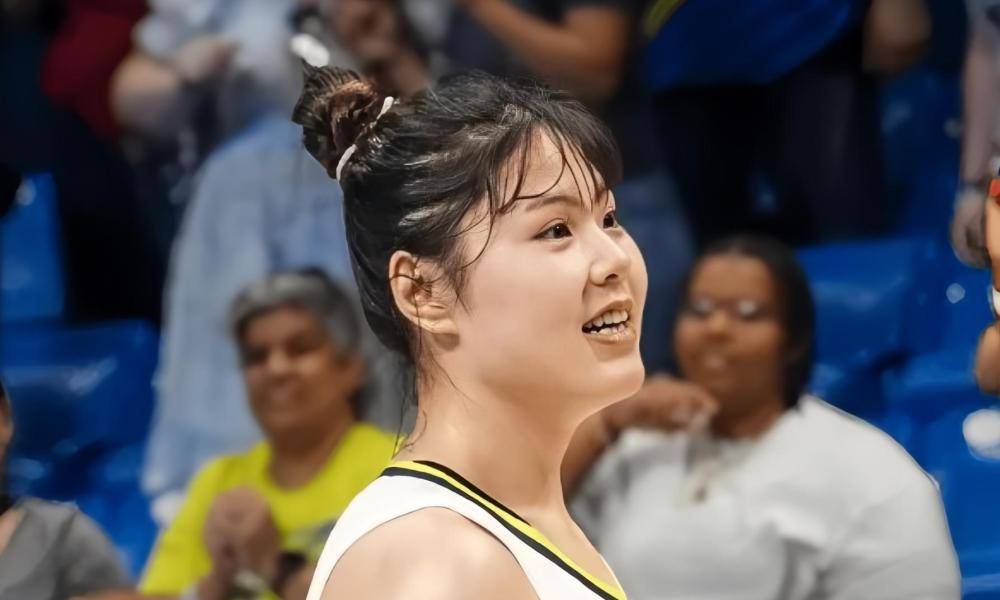 中国女篮奥运备战：郑薇调整阵容，李月汝WNBA回归助阵
