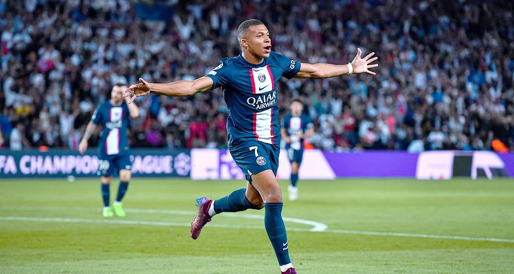 包含姆巴佩续约巴黎，未来去向仍成谜的词条